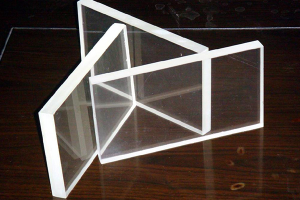 梅州铅玻璃板的透明度